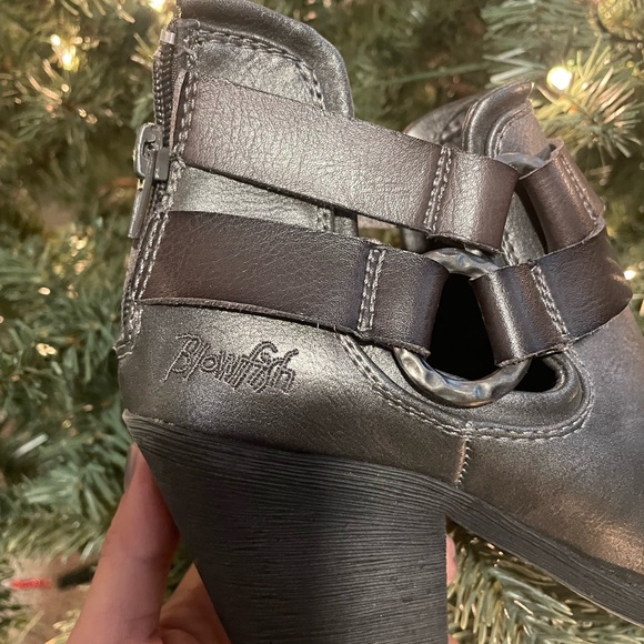 Blowfish booties - Picture 12 of 12